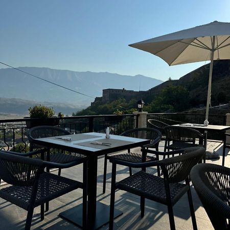 Hotel With Castle View Gjirokastër Екстериор снимка
