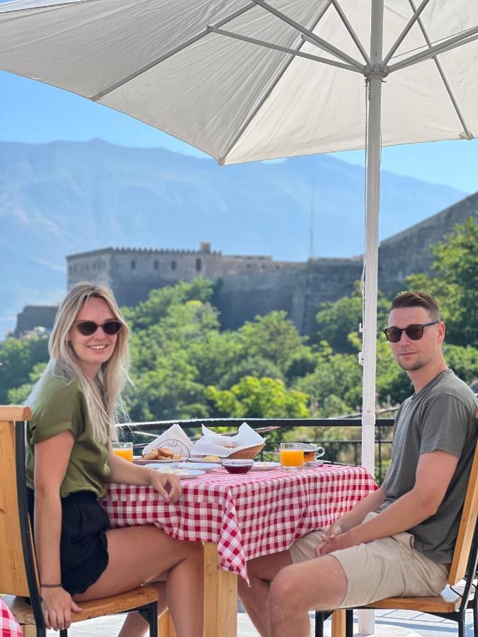 Hotel With Castle View Gjirokastër Екстериор снимка